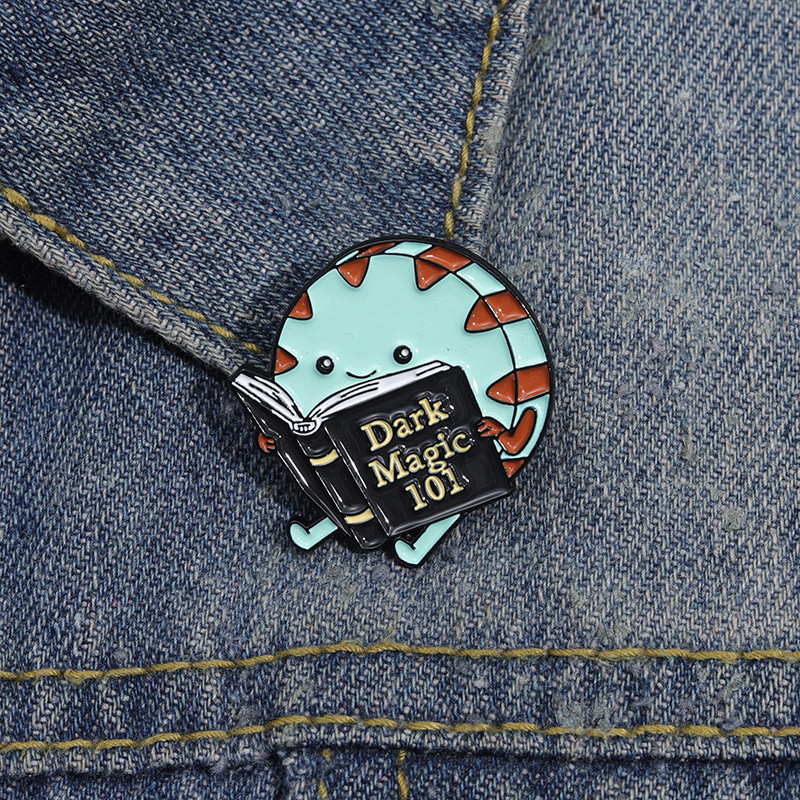 Cartoon Witch Wizard Lapel Ena - Jewelry Making Journal reseña y precio
