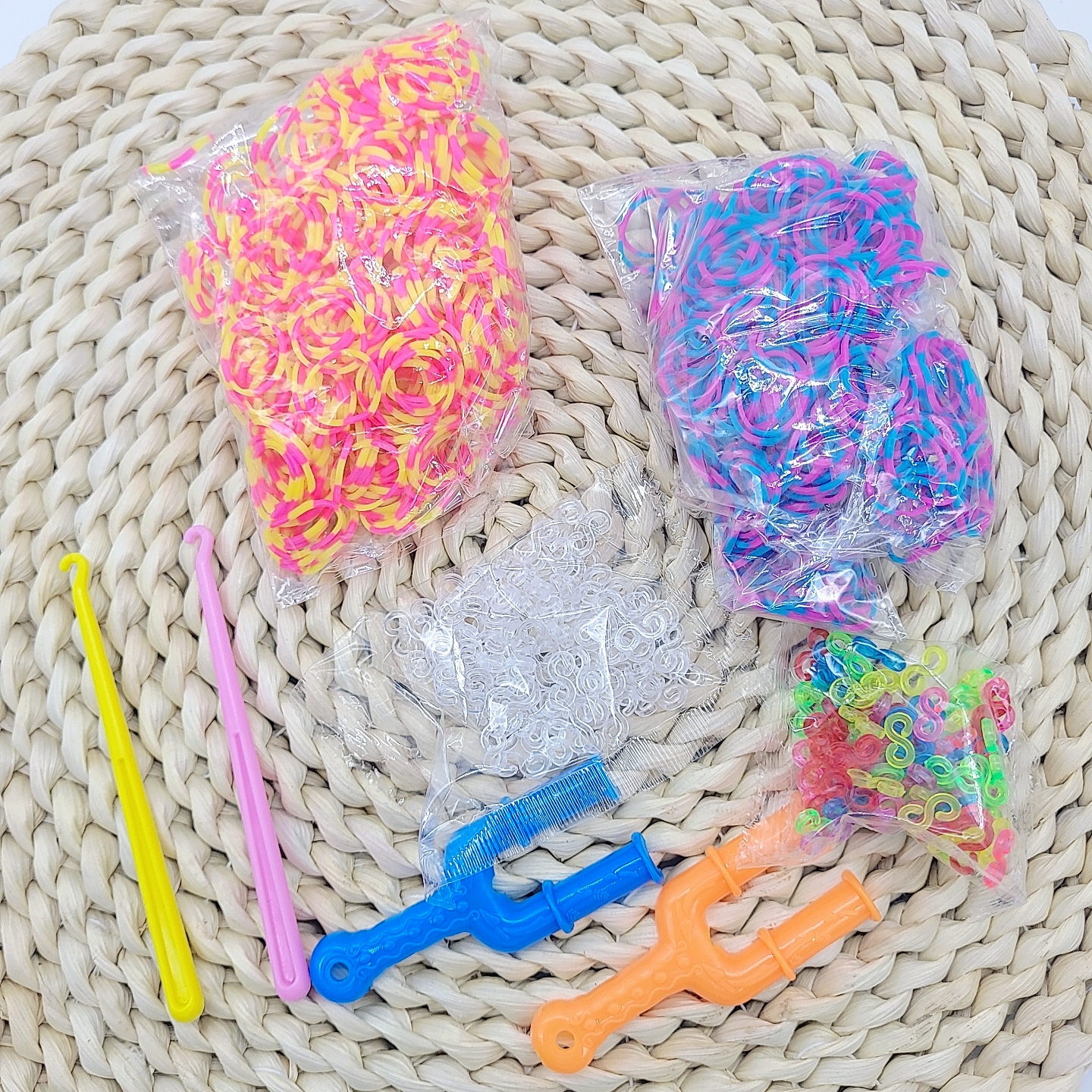 Friendship Bracelet Set, Inclu - Jewelry Making Articles reseña y precio