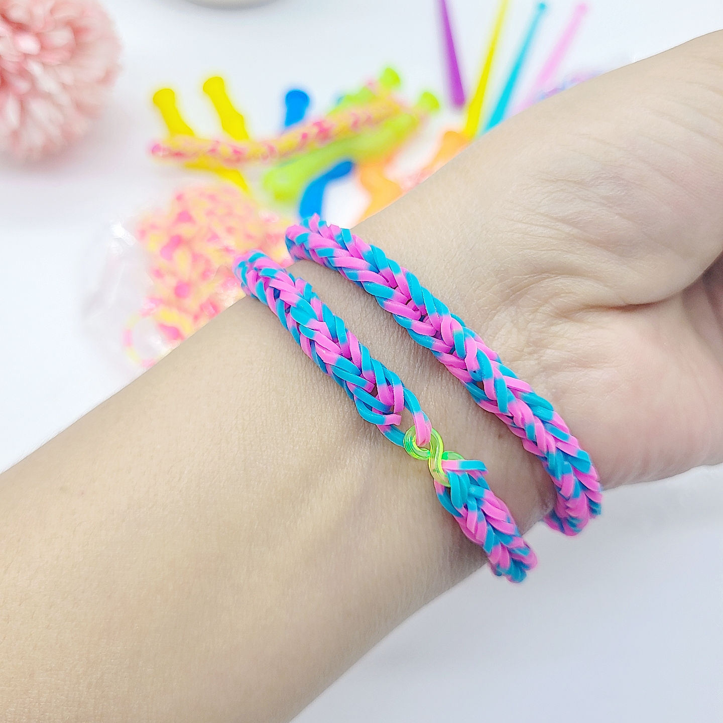 Friendship Bracelet Set, Inclu - Jewelry Making Articles reseña y precio